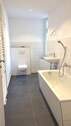 Badezimmer 1.jpg - 