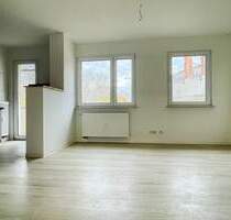 Ihr Raum für gemeinsames Wohnen - mit Einbauküche und Balkon! - Plauen Stadtmitte