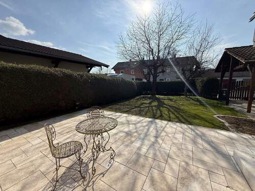 Terrasse - 5 Zimmer Reihenendhaus zum Kaufen in Grassau (Traunstein)