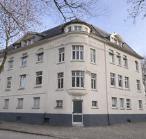 Lichtdurchflutete Altbauwohnung mit Charakter in zentraler Lage von Bochum