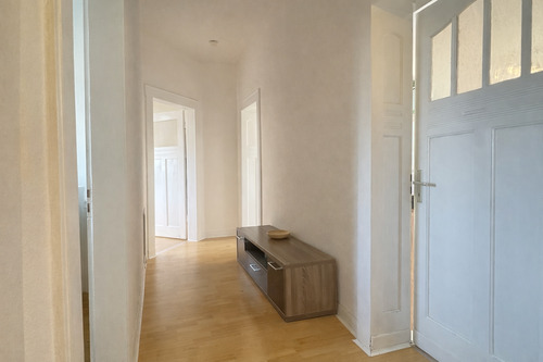 Flur - visualisiert - 3 Zimmer Etagenwohnung in Bochum