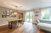 Wohnzimmer - Doppelhaushälfte mit 116,40 m&sup2; in Stade zum Kaufen