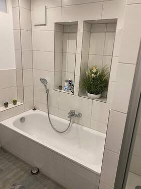 Badezimmer 1.jpeg - 