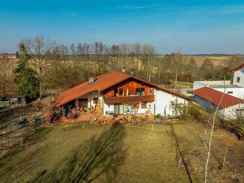 Ansicht Süden - 7 Zimmer Bauernhaus, Landhaus zum Kaufen in Falkenberg