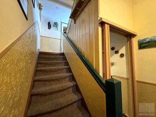 1.OG – Treppenaufgnag zum 2.OG - 