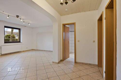 Flur / Zugang Wohnzimmer - 