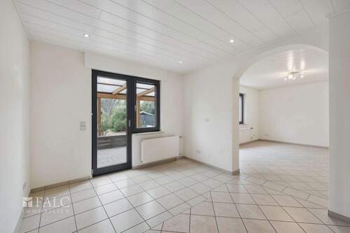 Küche - (KI generiert) - 6 Zimmer Reihenendhaus in Pulheim