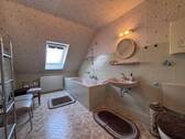Wannenbad Dachgeschoss - 