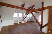 DG-Wohnung-Wohnzimmer - Mehrfamilienhaus, Wohnhaus mit 270,00 m&sup2; in Dorstadt zum Kaufen