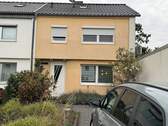 Vorderansicht - Reduziert! Solides Einfamilienhaus in schöner Lage von Mönchengladbach-Windberg mit Ausbaureserve