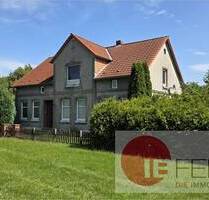 Wohnen, Werkeln, Weitblick - Einfamilienhaus mit Stall, Garage und Ausbaureserve - Glaisin