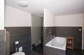 Badezimmer UG - 