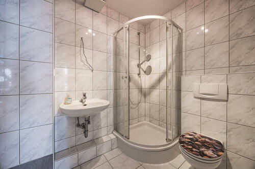 Das Duschbad, ebenfalls auf der 1. Etage - 