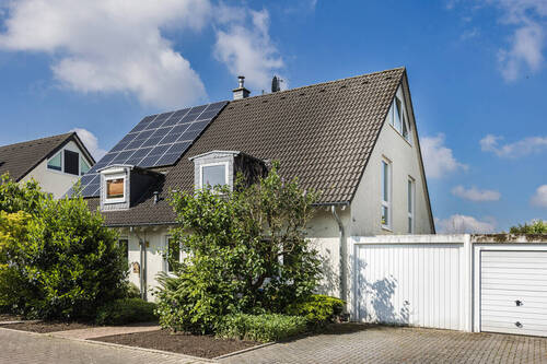 Einzelgarage direkt am Haus - 