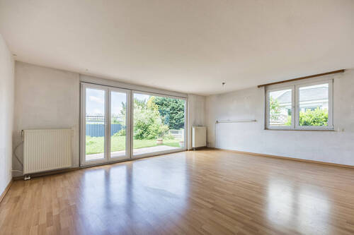 Große und helle Räume - 4 Zimmer Doppelhaushälfte in Düsseldorf