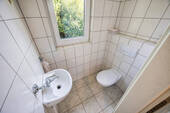 Gäste-WC mit Tageslicht im Erdgeschoss - 