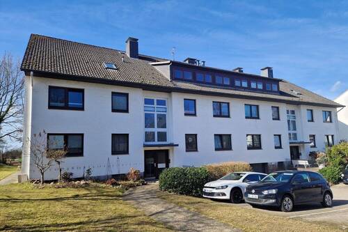 Hausansicht - 3 Zimmer Etagenwohnung zum Kaufen in Stapelfeld