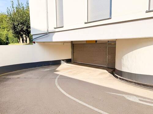 Zufahrt Tiefgarage - 