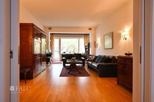 Wohnzimmer EG - 9 Zimmer Mehrfamilienhaus, Wohnhaus in Köln