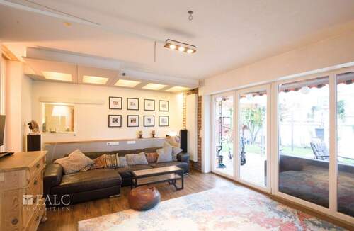 Wohnzimmer - 4 Zimmer Bungalow zum Kaufen in Wermelskirchen