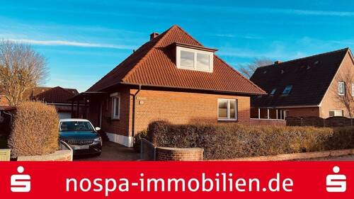 Haus in Wrixum - Einfamilienhaus mit Garage und großem Garten