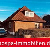 Einfamilienhaus mit Garage und großem Garten - Wrixum