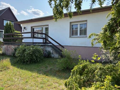 Titelbild - Neuer Preis - Charmanter Bungalow mit Vollkeller &Nebengelass