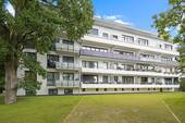 Außenansicht hinten - Etagenwohnung mit 85,50 m² in Hamburg / Schnelsen zum Kaufen