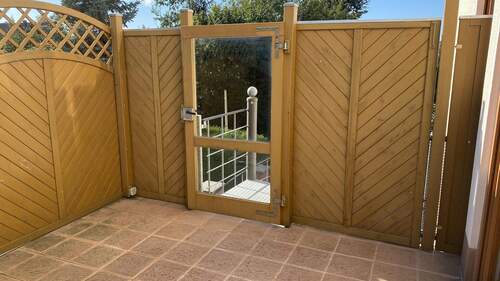 seitliche Terrasse - 