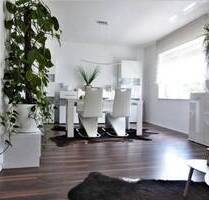 WILLST DU MICH? Gepflegte, lichtdurchflutete 2 ZW (1. OG, Bj. 1964) mit moderner Einbauküche gegen Ablöse zwischen Wöhrder See und Tiergarten. - Nürnberg Zerzabelshof