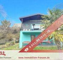 Gemütliches Wochenendhaus in ruhiger und idyllischer Lage von Ollmuth mit traumhaftem Ausblick und dauerhaft bewohnbar