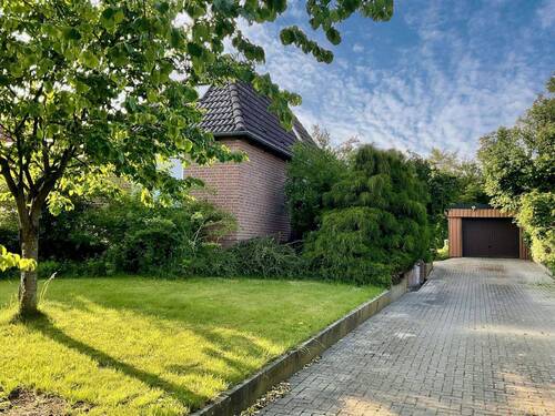 Auffahrt - 4 Zimmer Einfamilienhaus zum Kaufen in Büchen