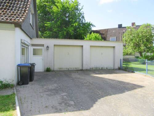Doppelgarage - 5 Zimmer Mehrfamilienhaus, Wohnhaus zum Kaufen in Kiel
