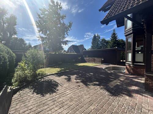 Terrasse und Garten. - 