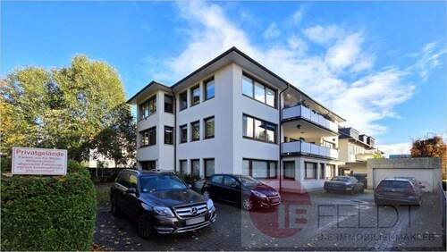 Hausansicht - 3 Zimmer Etagenwohnung zum Kaufen in Wilhelmshaven