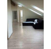 KS-Immobilien - schicke DG-Wohnung in ruhiger Lage - Wang Inzkofen