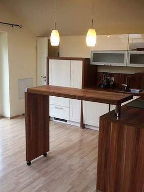 ... mit stylischer, beweglicher Frühstücksbar - Etagenwohnung mit 65,00 m² in Wang zur Miete