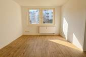Schlafzimmer - 2 Zimmer Etagenwohnung zur Miete in Plauen