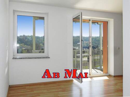 Wohnbereich-Balkon - Randlage mit Balkon, Fußbodenheizung und Stellplatz