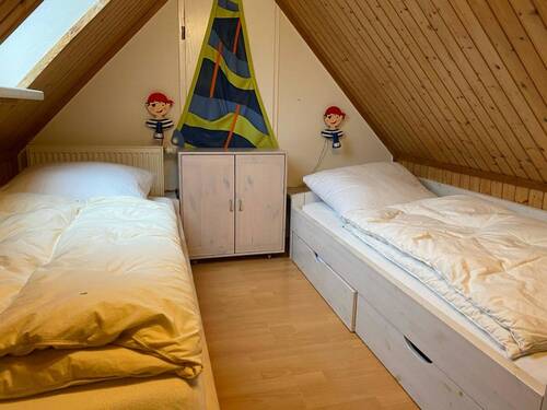 Kinderzimmer unterm Dach - 