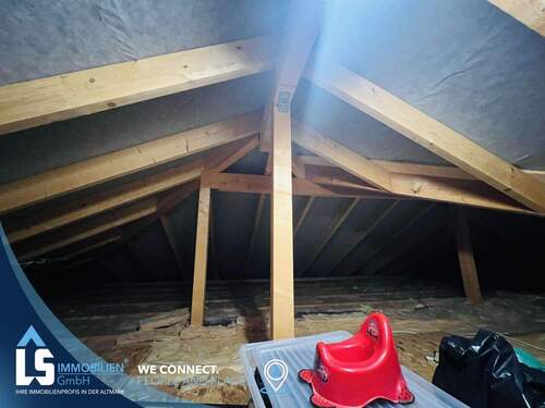 Dachboden als zusätzlichen Lagerraum - 