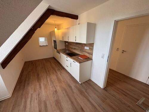 Küche mit EBK - Etagenwohnung mit 64,20 m&sup2; in Oschatz zur Miete