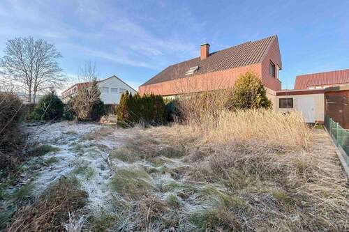 Rückansicht - 6 Zimmer Mehrfamilienhaus, Wohnhaus in Löchgau