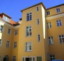 Meißner Altstadt: 2-Zimmer-Wohnung mit separater Küche & Bad mit Wanne * PKW-Stellplatz möglich - Meißen