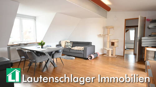 Offener Wohnflair - Ein Highlight! Teil möblierte Dachgeschoss-Wohnung in Neumarkt