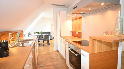 Top Küche inklusive - 3 Zimmer Etagenwohnung zur Miete in Neumarkt in der Oberpfalz