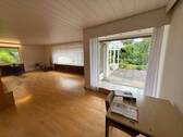 Wohnzimmer - 4 Zimmer Einfamilienhaus zum Kaufen in Dortmund