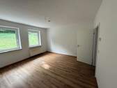 Wohnzimmer - 2 Zimmer Etagenwohnung in Jena