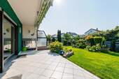 Terrasse inkl. Garten - 