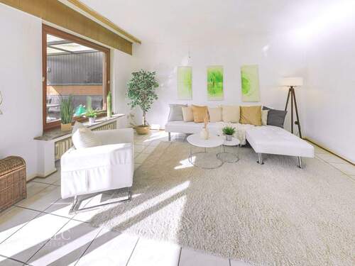 Wohnzimmer - 8 Zimmer Mehrfamilienhaus, Wohnhaus in Köln